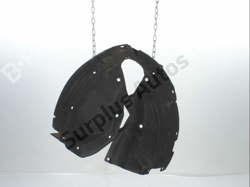wheel-arch-renault-megane-iv-hatchback-b9amn_-2015-39088963 main image