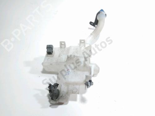 Used Windscreen washer tank MAZDA CX-5 (KE, GH) 2.2 D AWD (KE102) (175 hp) 32402370