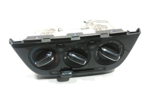 climate-control-mitsubishi-mirage-space-star-vi-hatchback-a0_a-2012-28227813 main image