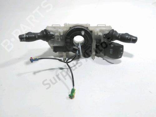 Used Steering wheel controls Steering wheel controls RENAULT MEGANE III Hatchback (BZ0/1_, B3_) 1.5 dCi (86 hp) 34503839 34503839
