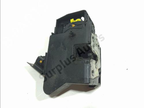 Fechadura trás esquerda DACIA SANDERO II TCe 90 (B8M1, B8MA, B8AC) (90 hp) 31032736