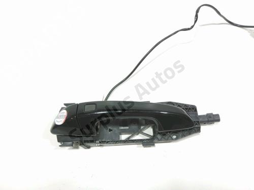 Used Rear left exterior door handle Rear left exterior door handle 30086805 30086805