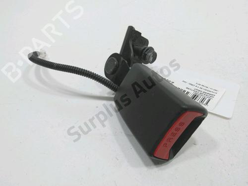 Used Seat buckle Seat buckle HYUNDAI i30 (GD) 1.6 CRDi (110 hp) 30992495 30992495