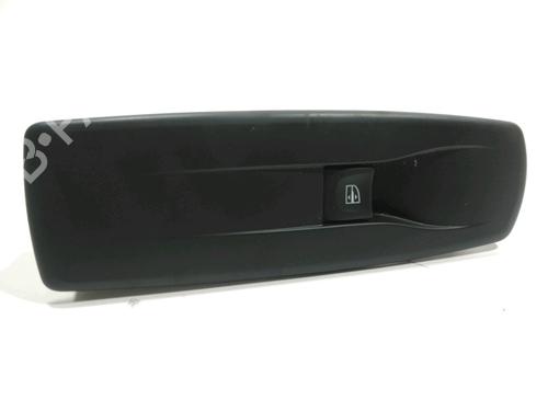 Used Right front window switch RENAULT MEGANE III Grandtour (KZ0/1) 1.6 dCi (KZ00, KZ12, KZ13) (130 hp) 28238454