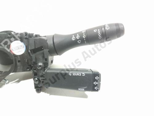 Steering wheel controls RENAULT CLIO V (B7_) 1.0 TCe 90 (B7MT) | BP36000128E15 - Image 2