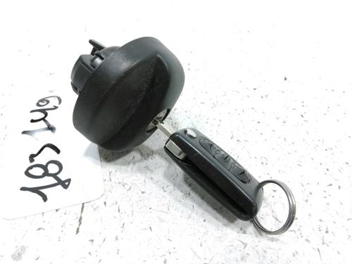 Tankdæksel PEUGEOT 207 CC (WD_) 1.6 HDi (109 hp) 30983664