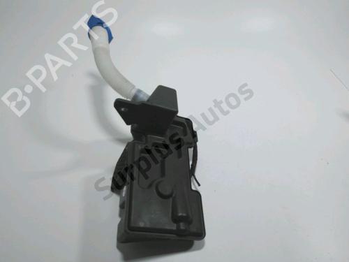 Used Windscreen washer tank VW TIGUAN (5N_) 2.0 TDI (110 hp) 28274297