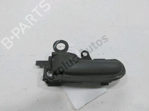 Używane Klamka wewnętrzna drzwi przednich lewych TOYOTA YARIS (_P1_) 1.4 D-4D (NLP10_, NLP10R) (75 hp) 30996551