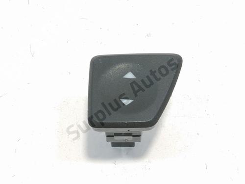 right-front-window-switch-fiat-500-312_-2007-33034470 main image