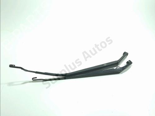 Used Front windshield wiper arm Front windshield wiper arm TOYOTA COROLLA Estate (_E21_) 2.0 Hybrid (MZEH12) (180 hp) 36765008 36765008