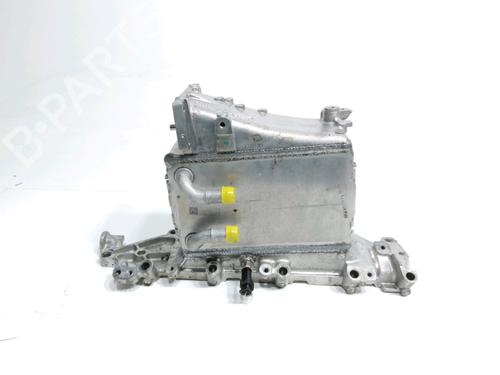 Used Intake manifold VW GOLF VII (5G1, BQ1, BE1, BE2) 1.6 TDI (105 hp) 28221660