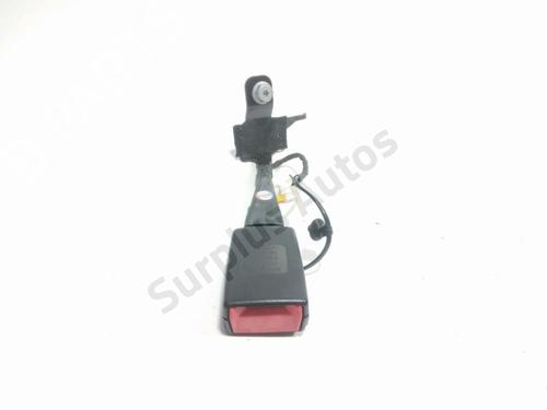 Used Seat buckle CITROËN C4 CACTUS 1.2 THP 110 (110 hp) 28233775