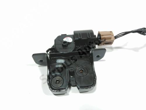 Used Tailgate lock RENAULT TWINGO III (BCM_, BCA_) 1.0 SCe 75 (73 hp) 30723801