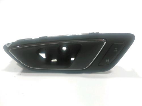 Used Front left interior door handle SEAT LEON (5F1) 1.6 TDI (105 hp) 28243099