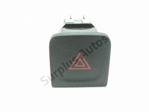 warning-switch-renault-kadjar-ha_-hl_-2015-40620660 main image