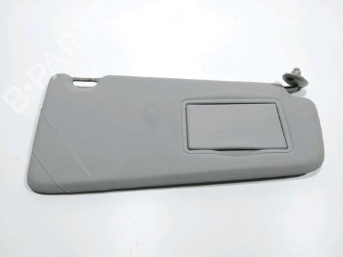 Used Right sun visor Right sun visor 37784702 37784702