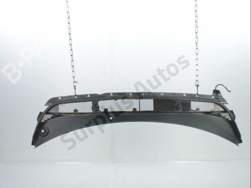 Grelha curcuvan PEUGEOT 308 II (LB_, LP_, LW_, LH_, L3_) 1.5 BlueHDi 130 (131 hp) 31285472