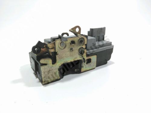 Used Front right lock PEUGEOT 206 Hatchback (2A/C) 1.4 HDi eco 70 (68 hp) 30166588