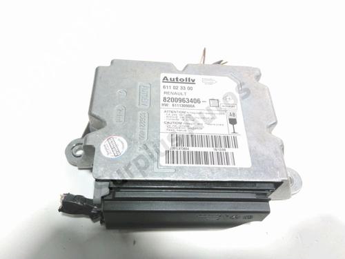 ecu-airbags-renault-clio-iii-br01-cr01-2005-2006-2007-2008-2009-2010-2011-2012-2013-2014-36660917 main image
