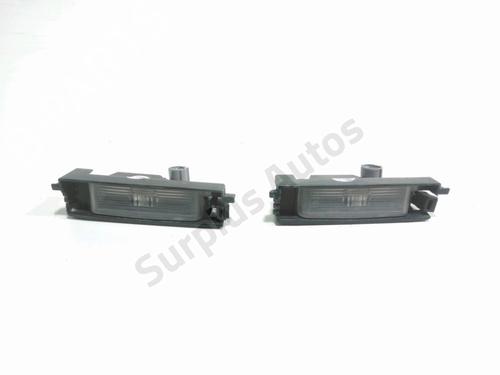 licence-plate-light-peugeot-108-2014-38743510 main image