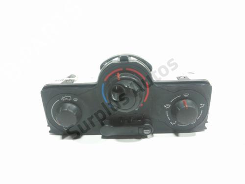Used Climate control RENAULT KANGOO Express (FW0/1_) 1.5 dCi 75 (FW07, FW10, FW04) (75 hp) 28228230
