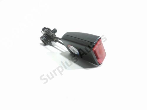 Used Seat buckle VW GOLF PLUS V (5M1, 521) 2.0 TDI 16V (140 hp) 28233606