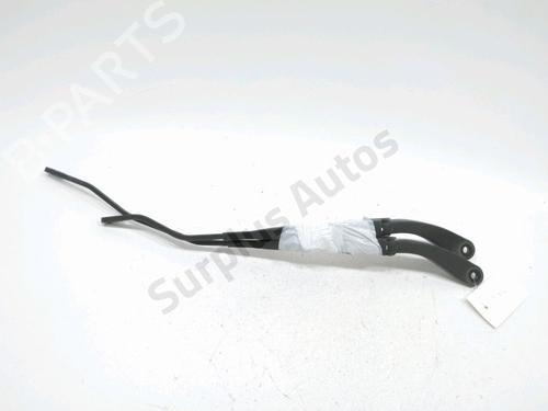 Used Front windshield wiper arm Front windshield wiper arm 37790074 37790074