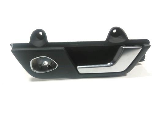 Højre bagtil invendig håndtag SEAT EXEO (3R2) 2.0 TDI (120 hp) 28252367
