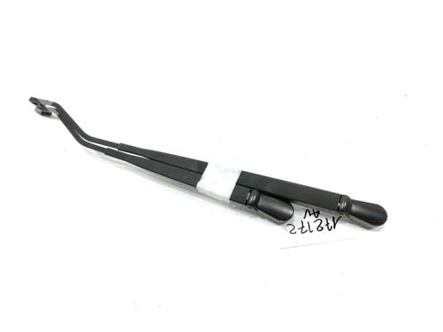 Used Front windshield wiper arm CITROËN C2 (JM_) 1.1 (60 hp) 31007525