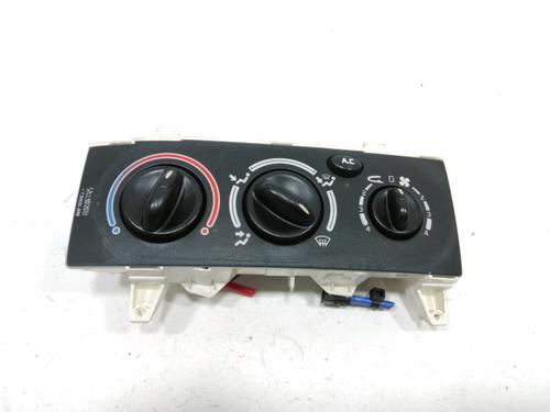 Used Climate control RENAULT MEGANE I (BA0/1_) 1.6 16V (BA04, BA0B, BA11, BA1J, BA16, BA19, BA1K, BA1V,... (107 hp) 30988532