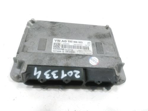 Used Engine control unit (ECU) VW POLO IV (9N_, 9A_) 1.2 (60 hp) 30984540