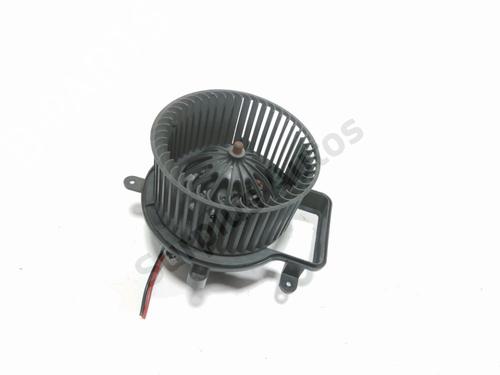 Used Heater blower motor Heater blower motor PEUGEOT 5008 (0U_, 0E_) 1.6 HDi (114 hp) 36764636 36764636