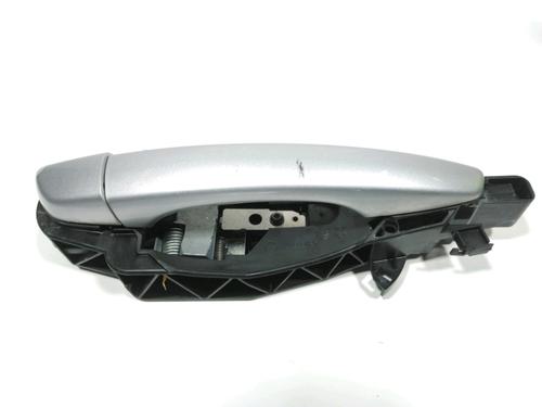 Używane Klamka zewnętrzna drzwi przednich prawych CITROËN C4 CACTUS 1.2 VTi 82 (82 hp) 28241830