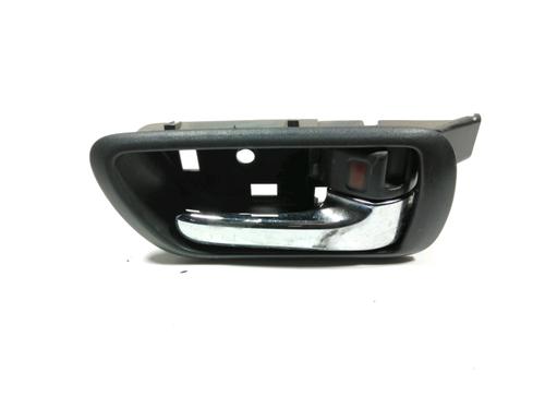 Used Front right interior door handle TOYOTA COROLLA Verso (ZER_, ZZE12_, R1_) 2.0 D-4D (CUR10_, CUR10R) (116 hp) 28242737