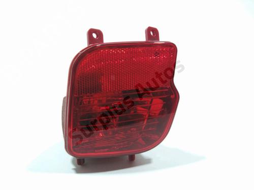 Used Rear fog light PEUGEOT 3008 II SUV (MC_, MR_, MJ_, M4_) 1.5 BlueHDi 130 (131 hp) 28270649
