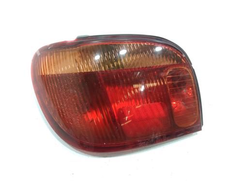Used Left taillight TOYOTA YARIS (_P1_) 1.4 D-4D (NLP10_, NLP10R) (75 hp) 31006642