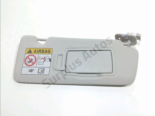 Used Right sun visor Right sun visor 37220713 37220713