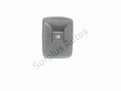 Used Right front window switch Right front window switch DACIA SANDERO II TCe 90 (B8M1, B8MA, B8AC) (90 hp) 37772959 37772959