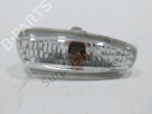 Used Left side indicator HYUNDAI i30 (FD) 1.6 CRDi (90 hp) 31005575