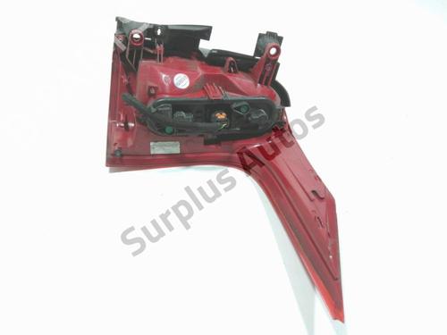 Left taillight PEUGEOT 5008 (0U_, 0E_) 1.6 HDi | BP28270377C34 