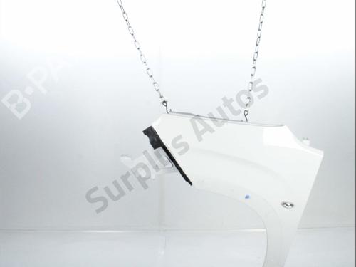 left-front-fenders-peugeot-rifter-2018-32460825 main image