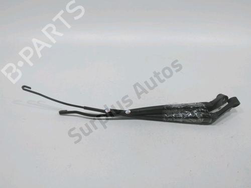 Used Front windshield wiper arm Front windshield wiper arm 31007951 31007951