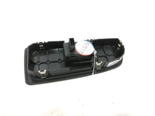Right front window switch BMW 1 (E87) 120 d | BP37772885I26 - Image 2
