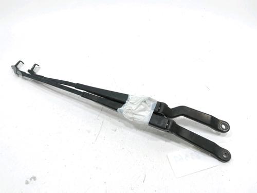 Used Front windshield wiper arm Front windshield wiper arm RENAULT ESPACE IV (JK0/1_) 2.0 dCi (JK03, JK04, JK1C, JK1G, JK1J, JK1K) (173 hp) 31007596 31007596