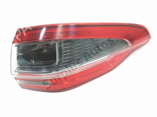 right-taillight-ford-s-max-wa6-2006-2007-2008-2009-2010-2011-2012-2013-2014-35774033 main image