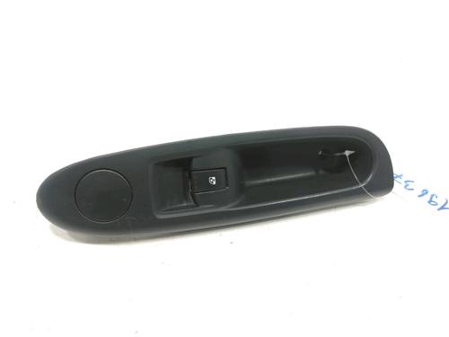 Used Right front window switch RENAULT CLIO II (BB_, CB_) 1.5 dCi (BB3N, CB3N) (84 hp) 30994299