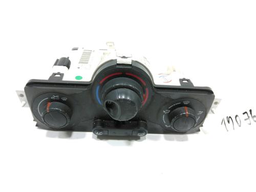 Used Climate control Climate control 30988515 30988515