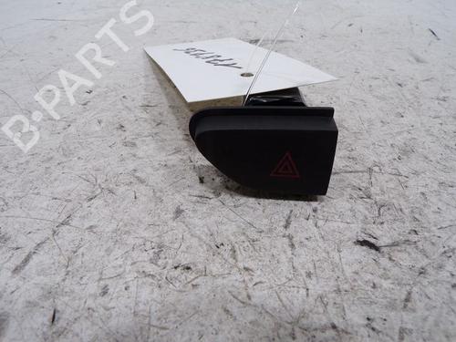 Used Warning switch RENAULT CLIO III Hatchback Van (SB_, SR_) 1.5 dCi (SR1H) (88 hp) 30989906