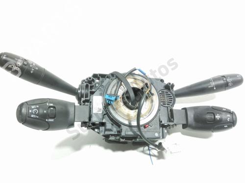 Used Steering wheel controls Steering wheel controls PEUGEOT 5008 (0U_, 0E_) 2.0 HDi 150 / BlueHDi 150 (150 hp) 36764681 36764681