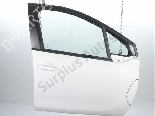 Used Right front door Right front door 38300710 38300710